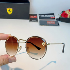 RayBan雷朋 Ferrari联名复古圆框太阳镜,把超跑的利落格调戴在脸上。哑光细金属镜架纤细轻盈,久戴无压鼻负担,经 RayBan雷朋 Ferrari联名复古圆框太阳镜,把超跑的利落格调戴在脸上。哑光细金属镜架纤细轻盈,久戴无压鼻负担,经