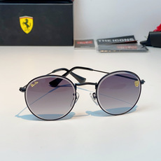 RayBan雷朋 Ferrari联名复古圆框太阳镜,把超跑的利落格调戴在脸上。哑光细金属镜架纤细轻盈,久戴无压鼻负担,经 RayBan雷朋 Ferrari联名复古圆框太阳镜,把超跑的利落格调戴在脸上。哑光细金属镜架纤细轻盈,久戴无压鼻负担,经