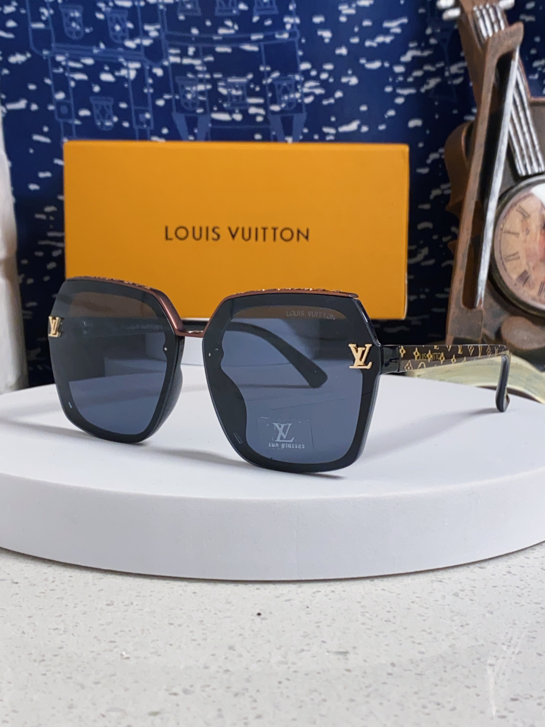 LouisVuitton路易威登 2026新款Lv 时尚轻奢方框防晒墨镜女款 高级感显瘦偏光女士太阳镜大脸