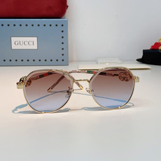 Gucci古奇 2026被问爆的八角墨镜🕶️ 高级感八角金属镜框,不挑脸型! 巧妙修饰颧骨方圆脸直接闭眼冲✨ 镜腿标志性 Gucci古奇 2026被问爆的八角墨镜🕶️ 高级感八角金属镜框,不挑脸型! 巧妙修饰颧骨方圆脸直接闭眼冲✨ 镜腿标志性