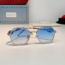 Gucci古奇 2026被问爆的八角墨镜🕶️ 高级感八角金属镜框,不挑脸型! 巧妙修饰颧骨方圆脸直接闭眼冲✨ 镜腿标志性 Gucci古奇 2026被问爆的八角墨镜🕶️ 高级感八角金属镜框,不挑脸型! 巧妙修饰颧骨方圆脸直接闭眼冲✨ 镜腿标志性