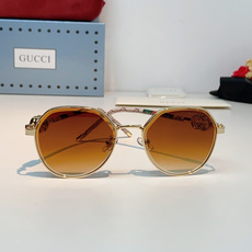 Gucci古奇 2026被问爆的八角墨镜🕶️ 高级感八角金属镜框,不挑脸型! 巧妙修饰颧骨方圆脸直接闭眼冲✨ 镜腿标志性 Gucci古奇 2026被问爆的八角墨镜🕶️ 高级感八角金属镜框,不挑脸型! 巧妙修饰颧骨方圆脸直接闭眼冲✨ 镜腿标志性