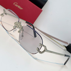 Cartier 卡地亚镶钻无框太阳镜|贵气氛围感天花板✨经典无框椭圆镜片,轻盈上脸无负重感 中梁立体镶钻豹头装饰,镜尾马 Cartier 卡地亚镶钻无框太阳镜|贵气氛围感天花板✨经典无框椭圆镜片,轻盈上脸无负重感 中梁立体镶钻豹头装饰,镜尾马