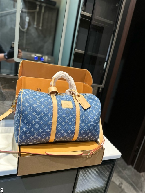 Louis Vuitton Denim Travel Bag, Stylish and Functional, 45 x 26 cm 1 Louis Vuitton Denim Travel Bag, Stylish and Functional, 45 x 26 cm