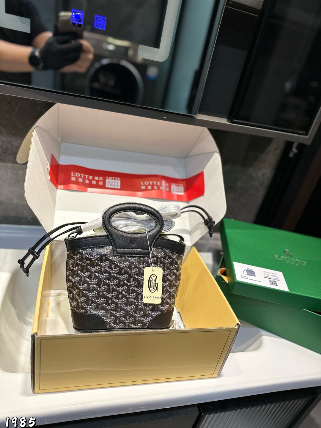 ❤️💰370(礼盒包装)❤️ Goyard戈雅 mini菜篮子 beluga 新款Mini beluga 圆环小水桶小菜篮子 半个手机的自重 超Q的外貌 不可小觑的容量 完美~⚠️尺寸23*18