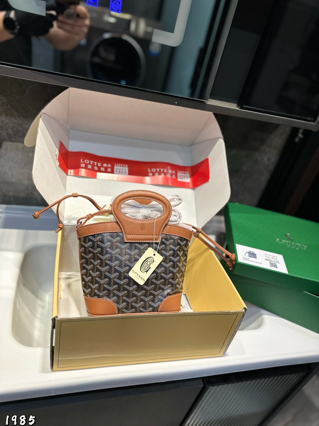 ❤️💰370(礼盒包装)❤️ Goyard戈雅 mini菜篮子 beluga 新款Mini beluga 圆环小水桶小菜篮子 半个手机的自重 超Q的外貌 不可小觑的容量 完美~⚠️尺寸23*18