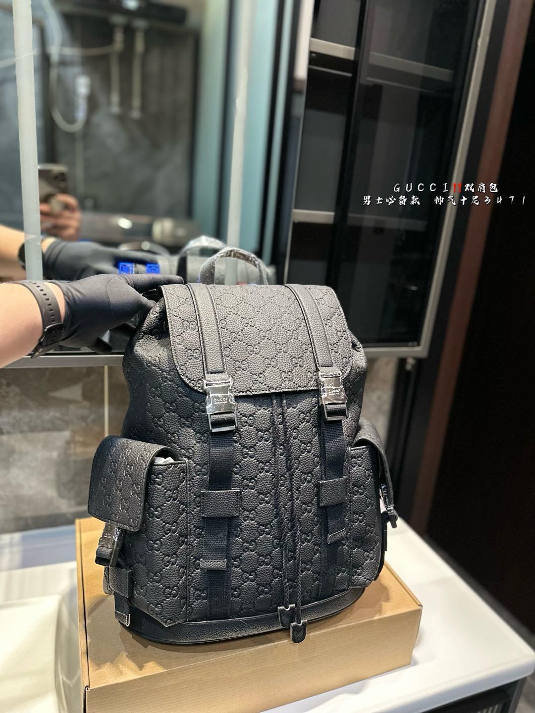 ❤️ ❤️ Gucci 古奇印花双G 双肩包 背包 书包 采用精湛镶嵌细工,实物拍摄 原厂原版面料 配送防尘布袋 34 x 42