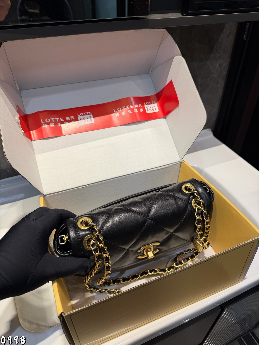 ❤️P260❤️
𝘝𝘪𝘯𝘵𝘢𝘨𝘦 Chanel链条包 
慵懒随性又好背
上身满满的惊喜
高级慵懒又随性
彻底心动的一只
size：25.15cm