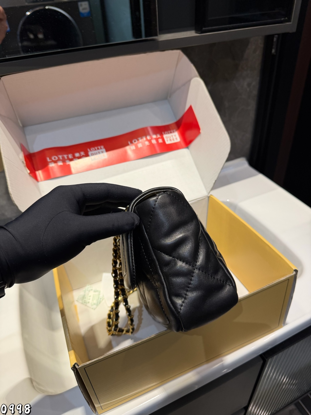 ❤️P260❤️
𝘝𝘪𝘯𝘵𝘢𝘨𝘦 Chanel链条包 
慵懒随性又好背
上身满满的惊喜
高级慵懒又随性
彻底心动的一只
size：25.15cm