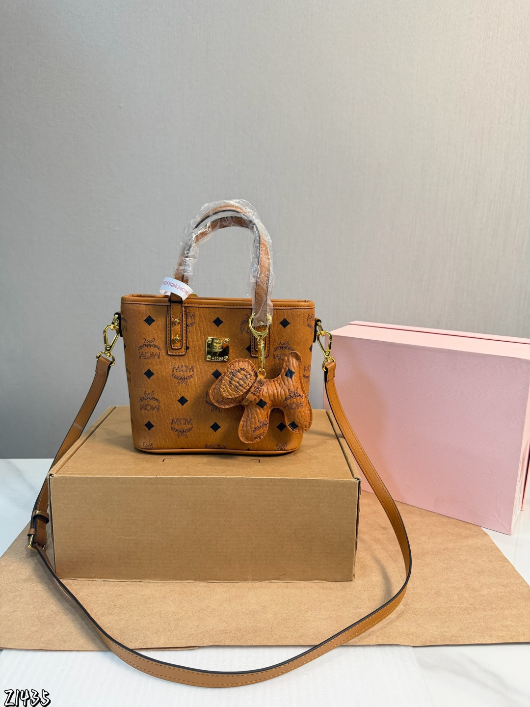 _dUO9svlDG9uBHW3DAgM3lxh1Bj7WSbyF7AlnFuA