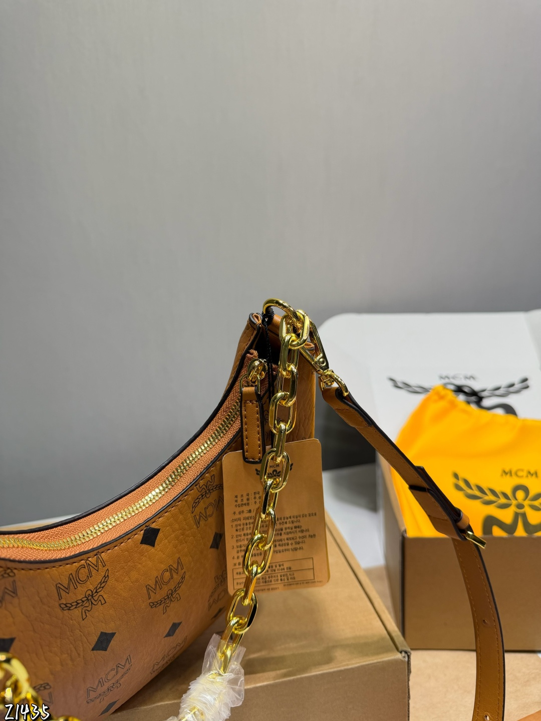 MCM bag Gift box packaging) — photo 8
