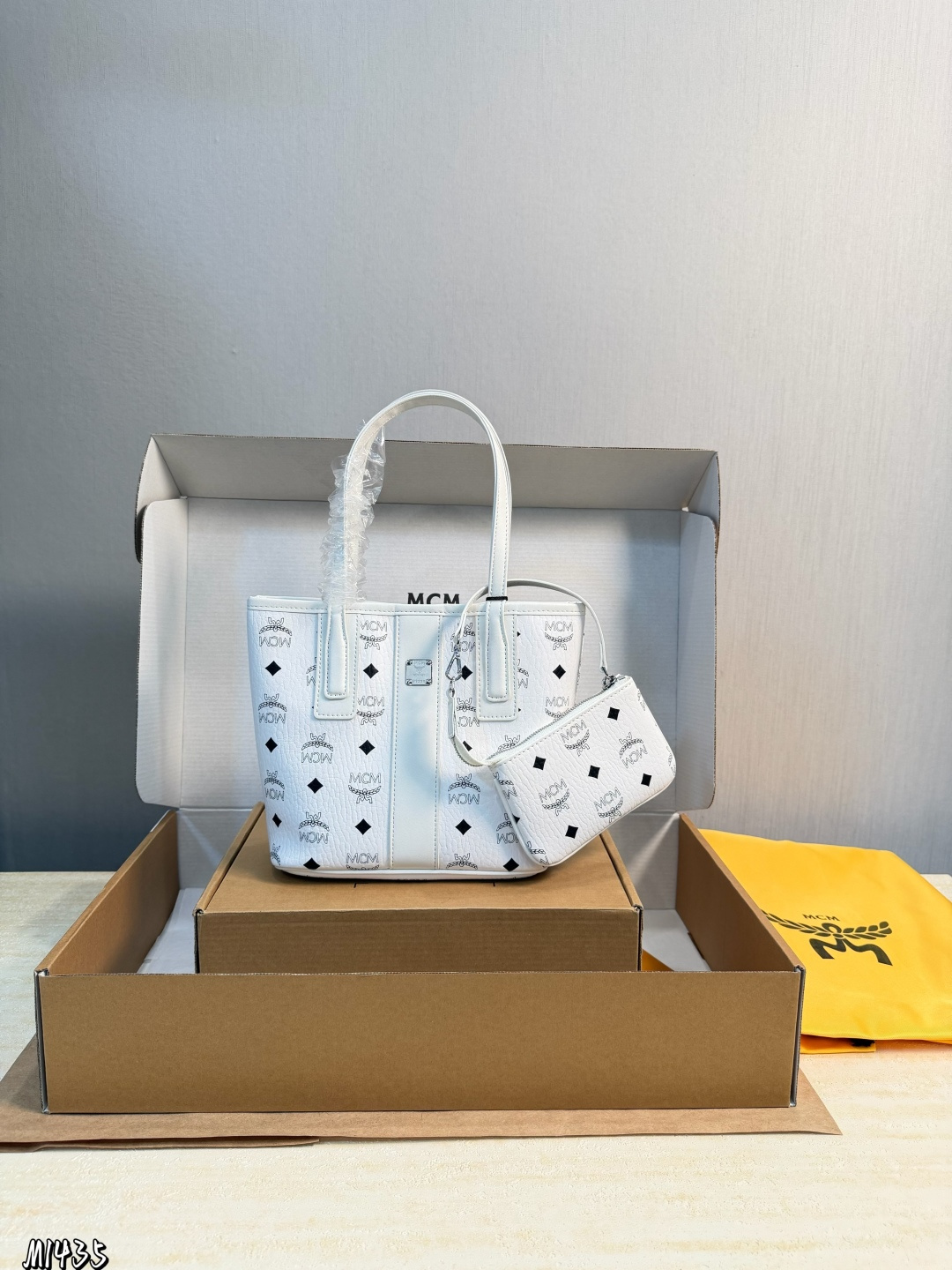 ❤️p150 (embalaje de regalo) ❤️ MCM Tote mini bolso doble, nueva recomendación fuerte, lindo y adorable, con mucho estil…