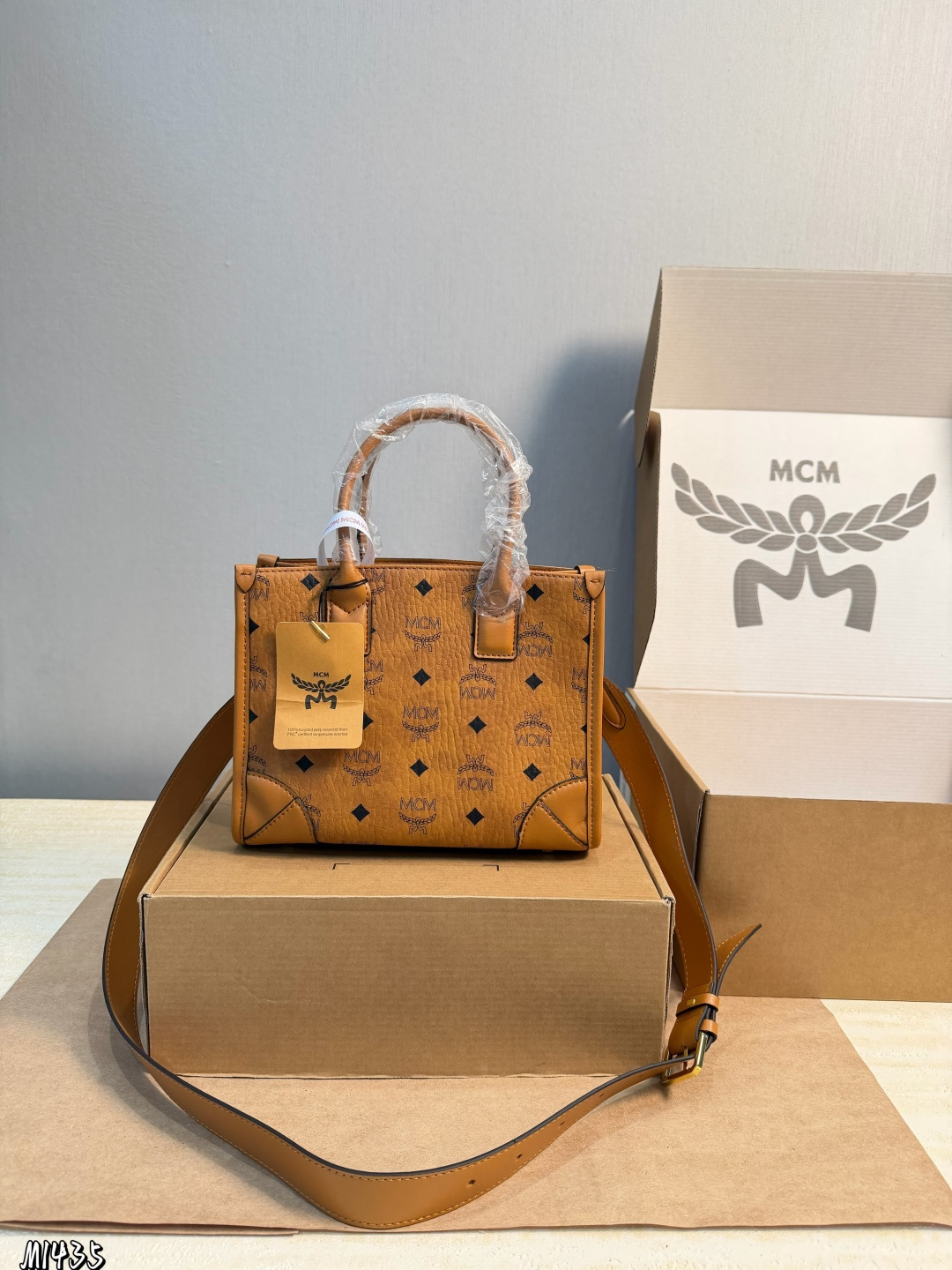 ❤️p160 (embalaje de regalo) ❤️ MCM bolso tote de lona, nueva temporada 24 primavera/verano. Tamaño mediano con una comb…