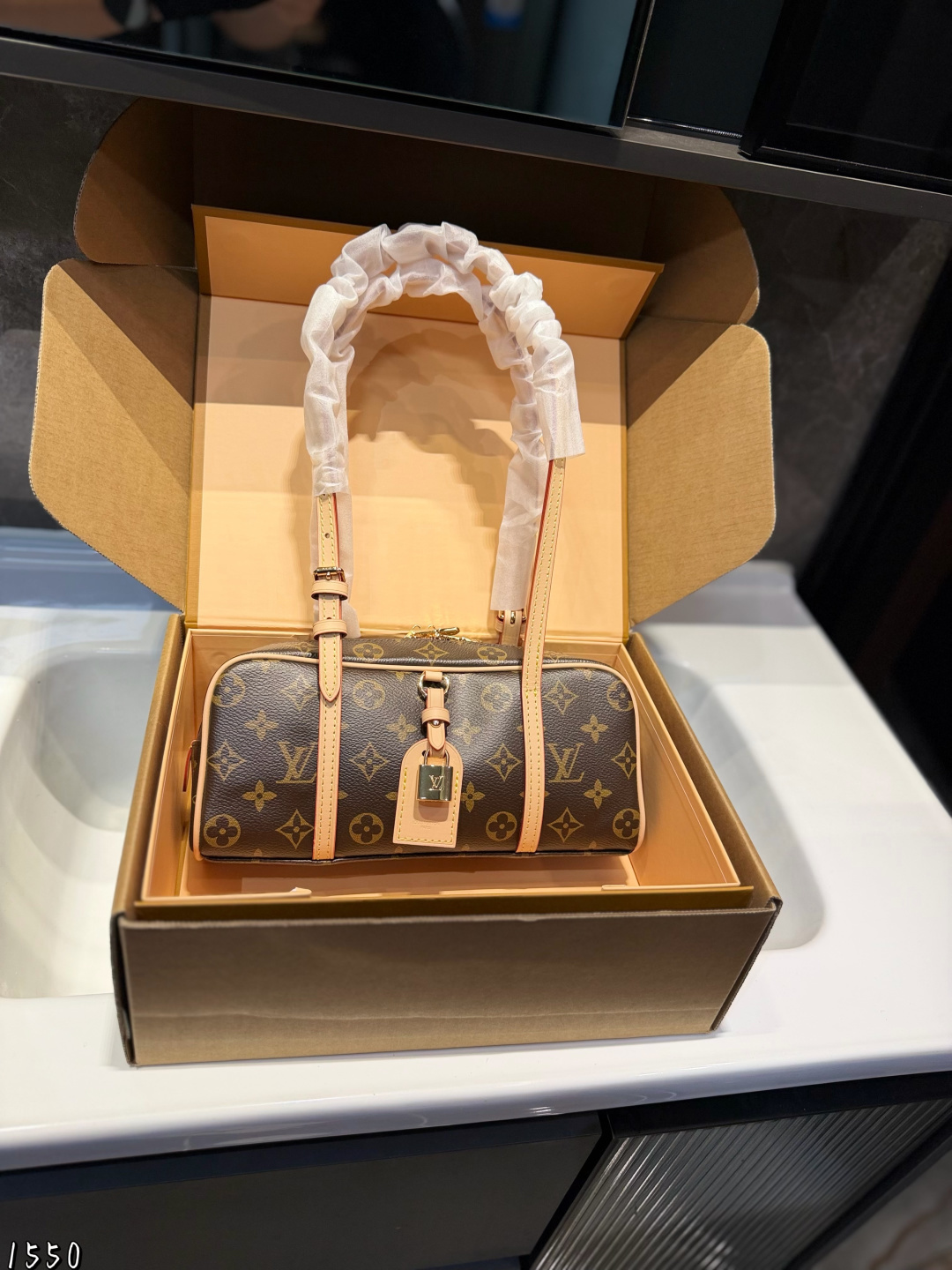 _daH9sb1TeCST7BKpVEJIBC9FxijzGfBIXH2HDnA