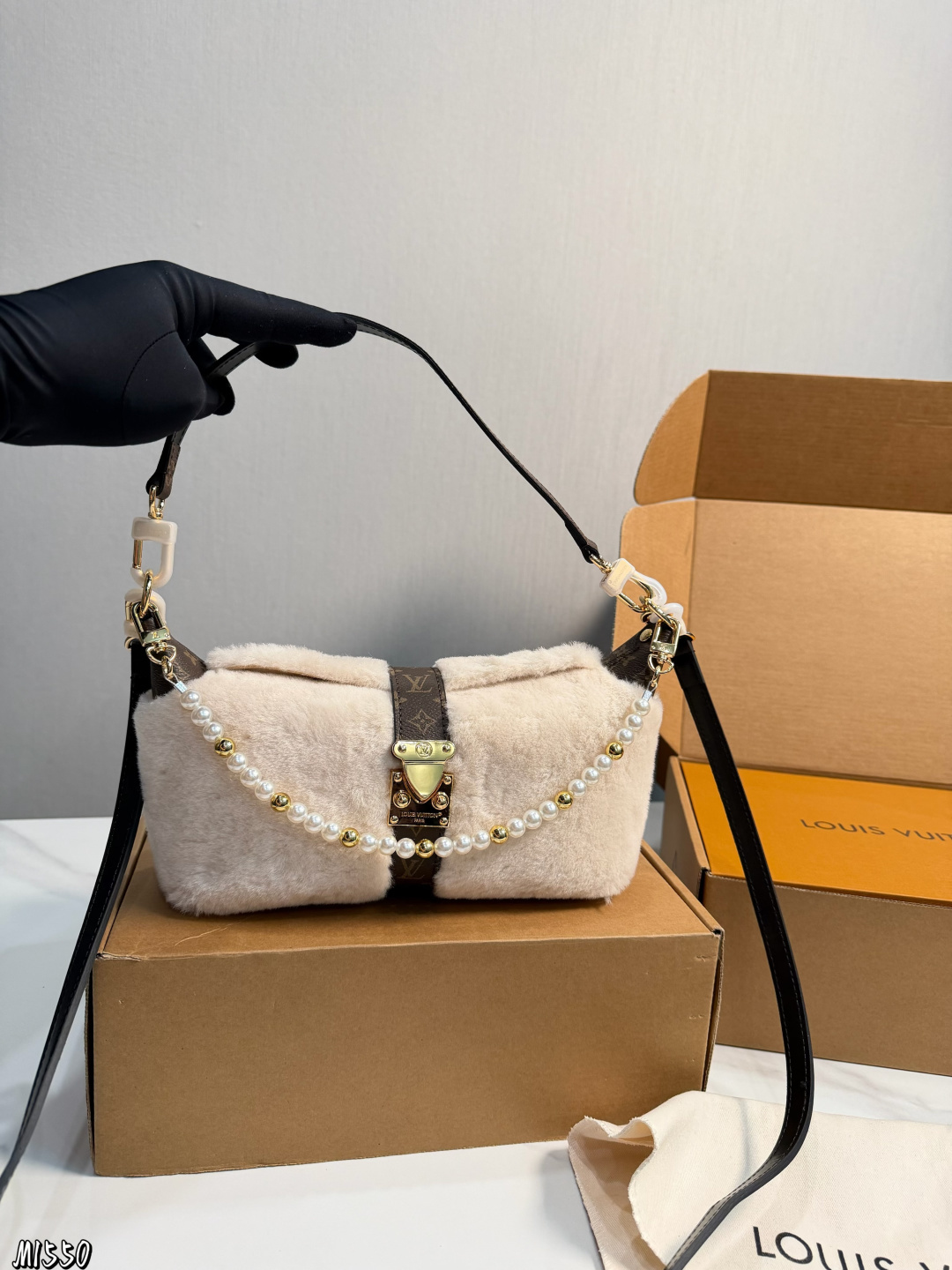 _dk79sIMFwus8YcFk3S8j82SQUVkEGNhELlIxxMw