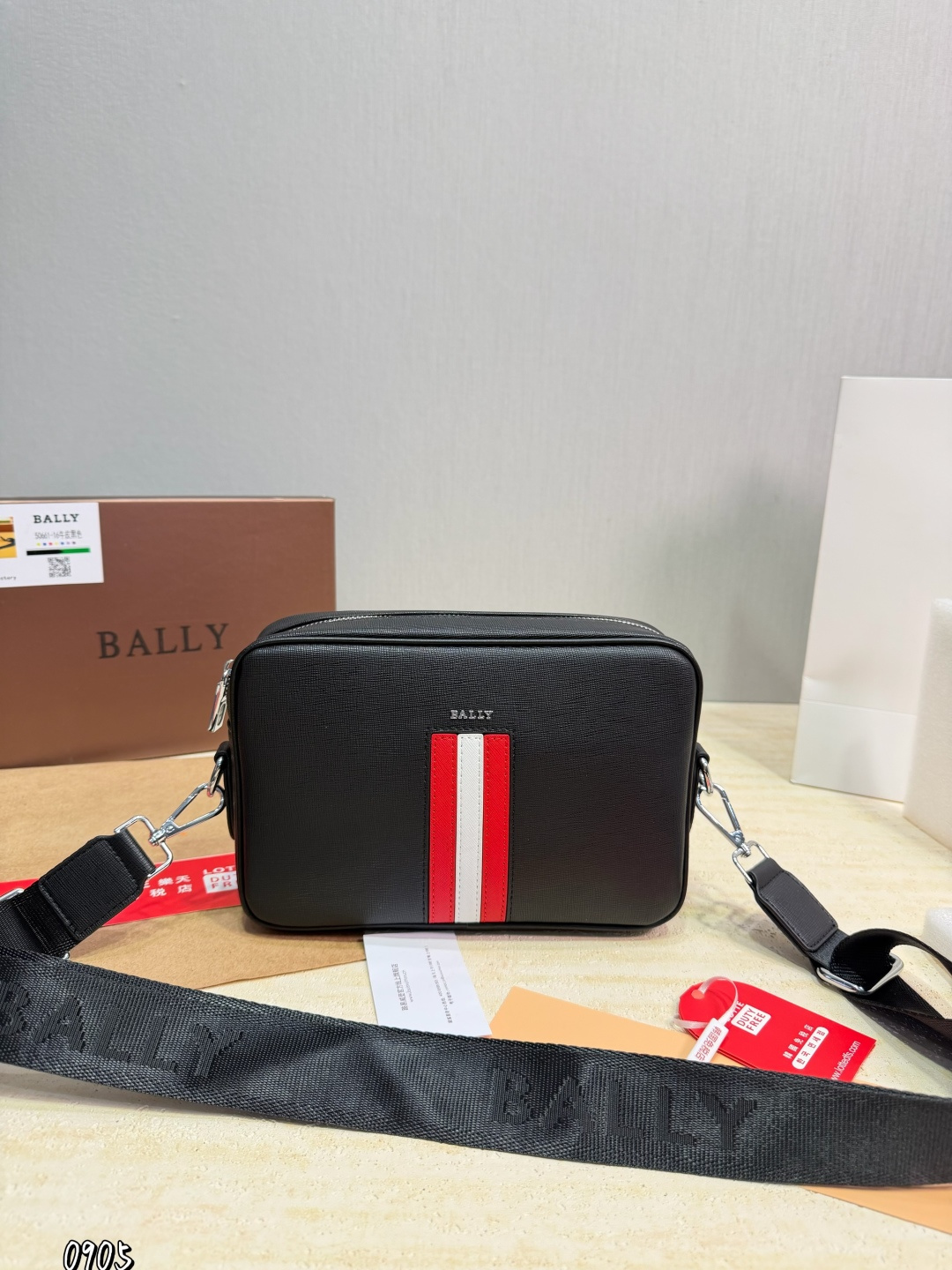 'BALLY' bolso de hombro💼 Bolso bandolera de piel de becerro, con correa ajustable y cierre magnético, piel suave grani…