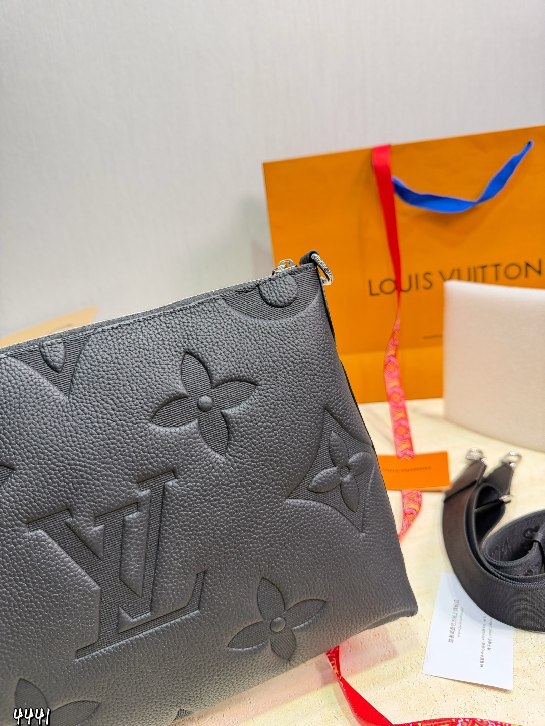 Alternative view of Handbag 11356