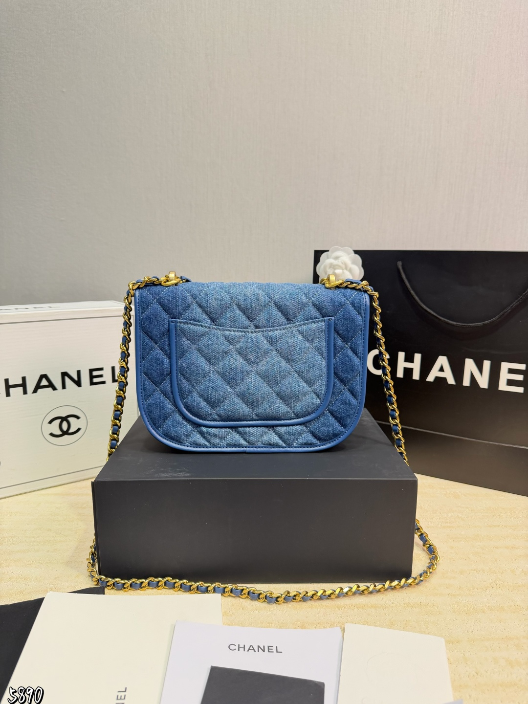Alternative view of Chanel Tote Bag 11374