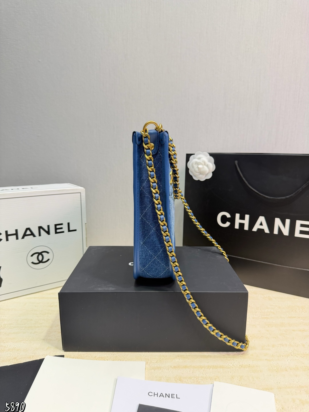 Alternative view of Chanel Tote Bag 11373