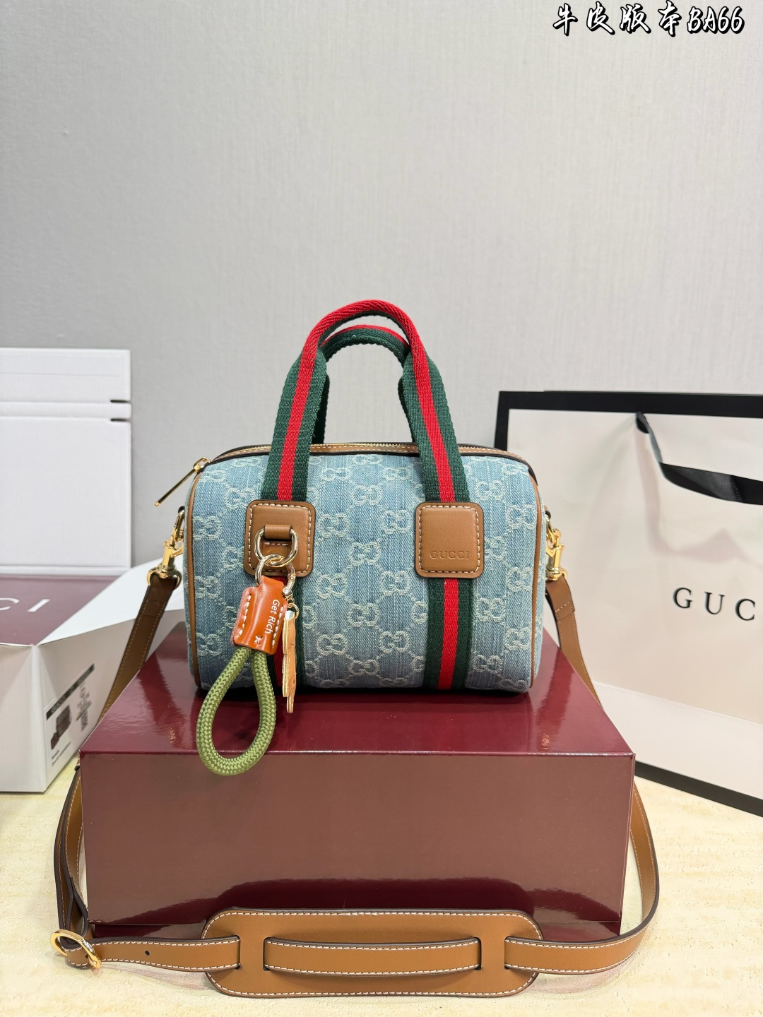 P270 | Gucci Cool Pillow Bag | Low-key And Textured | Unique Artistic Flavor | Good-looking, A Must-have For Jimei | Size 20 14