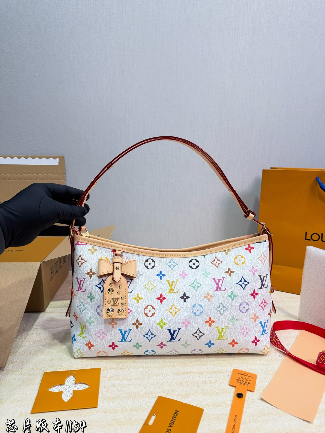 P248 | Lv Carryall East West Handbag Lv Carryall East West Handbag, Classic Monogram Presbyopic Canvas + Cowhide Trim, Simple And Highly Recognizable Horizontal Design, Zipper Opening And Closing Are Safer, The Shoulder Strap Is Adjustable, And It Can Be Worn On One Shoulder Or Crossbody, Making It Easy To Carry For Commuting Or Traveling. Size 34.20cm, Moderate Capacity, Light Weight, Stress-free Daily Storage. The Popular Model Of The 2026 Series, Practical And Fashionable, Really Recommended