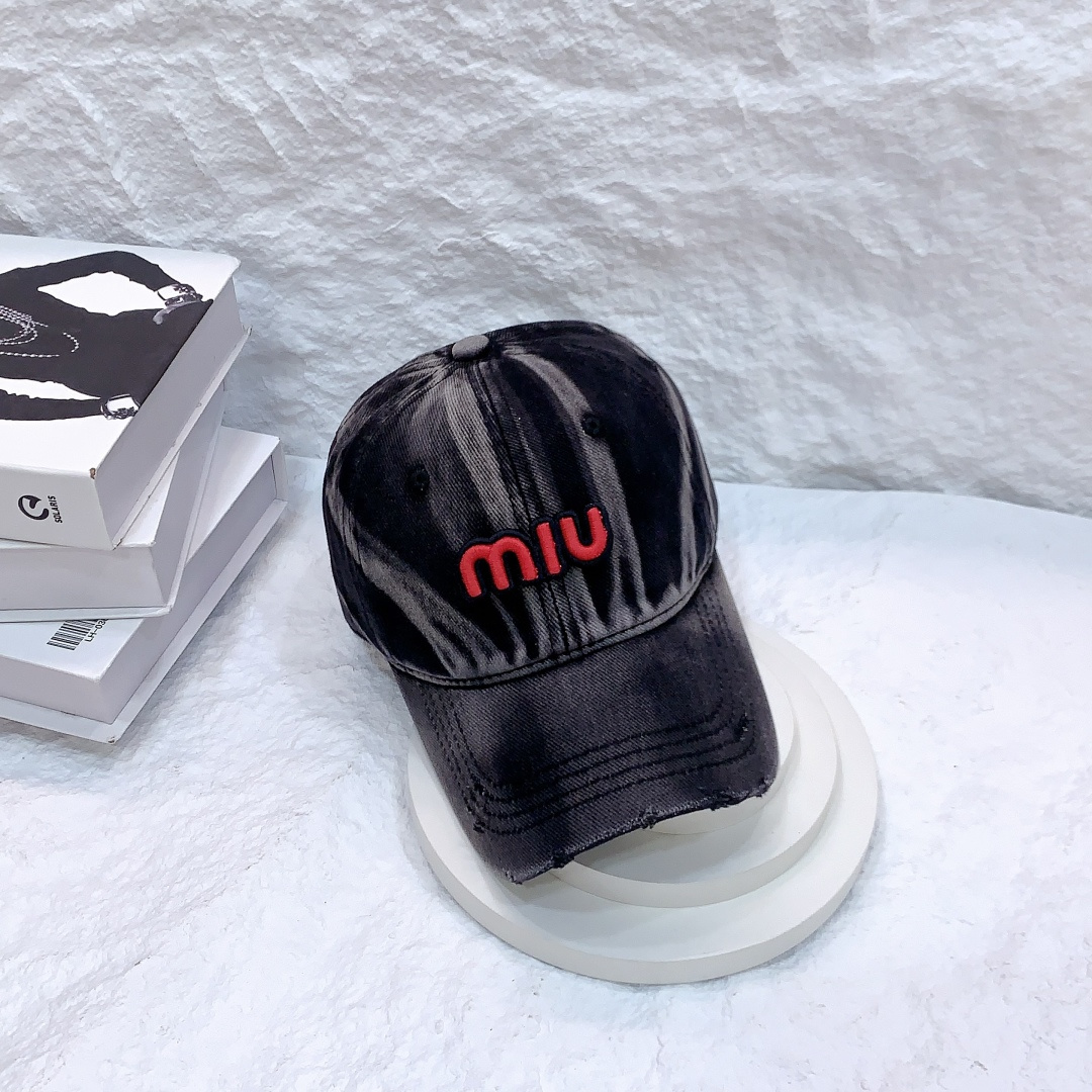 🎀miumiu西瓜纹小众设计棒球帽缪缪立体感logo