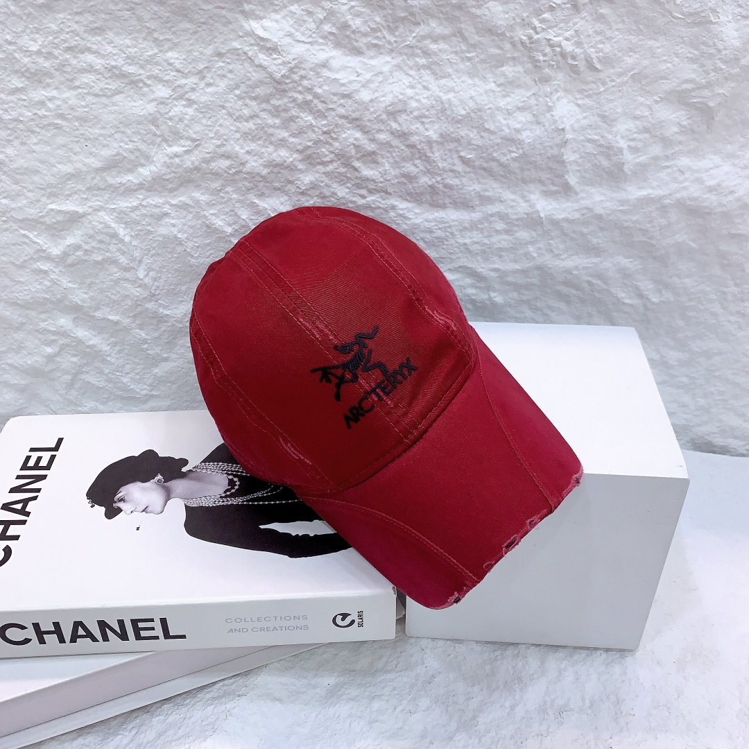 🎀🆕始祖鸟帽檐拼接小众款多色可选‼️