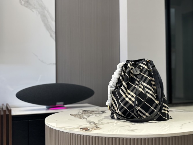 Burberry Large Check Bucket Bag, Adjustable Strap, Lightweight, Durable 1 Burberry Large Check Bucket Bag, Adjustable Strap, Lightweight, Durable