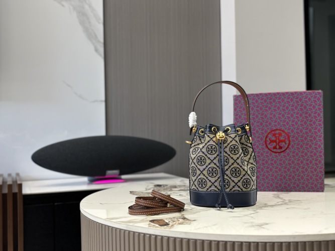 Tory Burch Small Folding Bucket Bag,17*15cm, TB New Style,Elegant and Chic 1 Tory Burch Small Folding Bucket Bag,17*15cm, TB New Style,Elegant and Chic