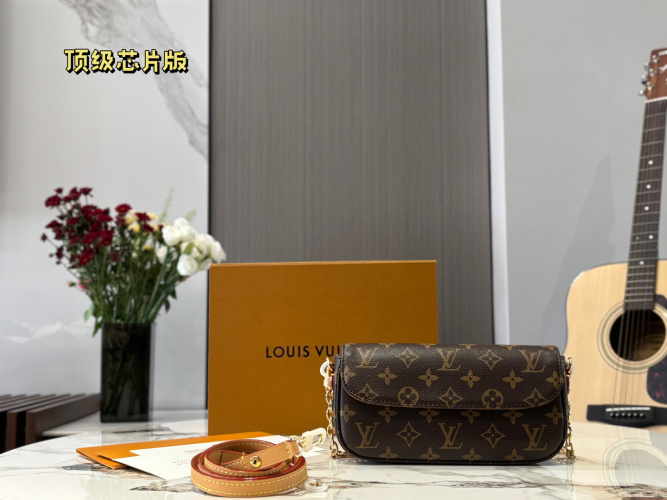 Louis Vuitton Ivy Wallet On Chain Bag - Versatile & Stylish 1 Louis Vuitton Ivy Wallet On Chain Bag - Versatile & Stylish