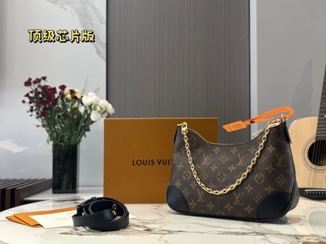 Louis Vuitton Monogram Canvas Croissant Bag with Leather Trim - Vintage Charm 1 Louis Vuitton Monogram Canvas Croissant Bag with Leather Trim - Vintage Charm