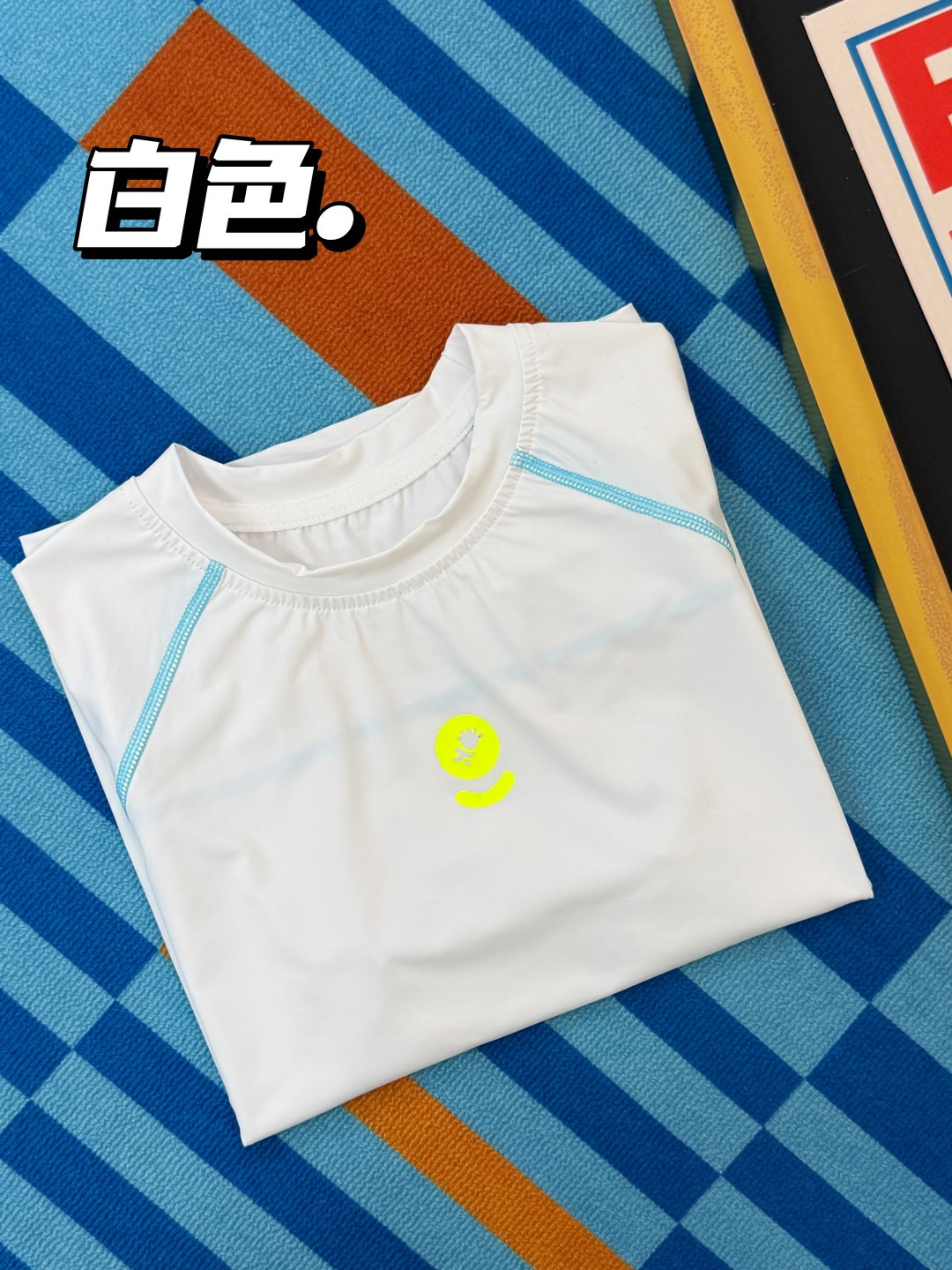 跑量69.9@一件120-170 🌿夏日童装王炸款｜儿童冰感奶皮短袖上新 宝妈们！夏季给孩子选短袖，舒适与颜值缺一不可，这款儿童冰感奶皮插肩短袖直接闭眼冲，承包孩子一整个清爽夏日！ 90%锦纶+10%氨纶，奶皮面料柔软亲肤，自带凉感，出…