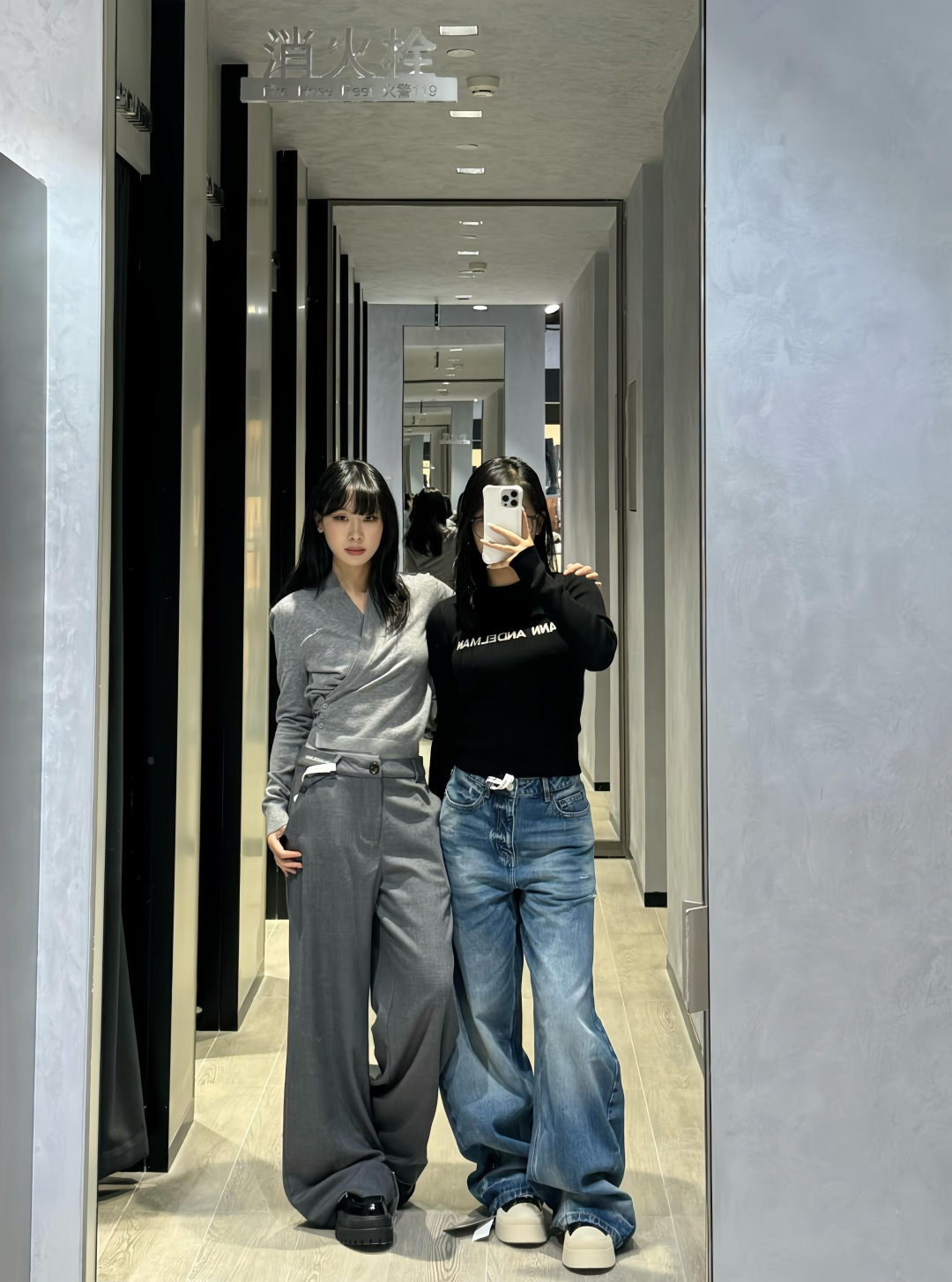 NO:589663,,,alexander wang19860909,,alexander wang,Women's clothing