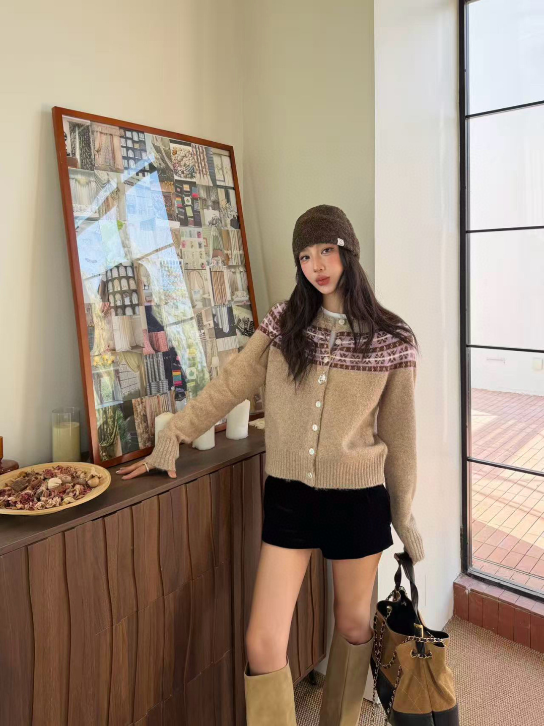 NO:683760,,,19860909,,,Women's clothing