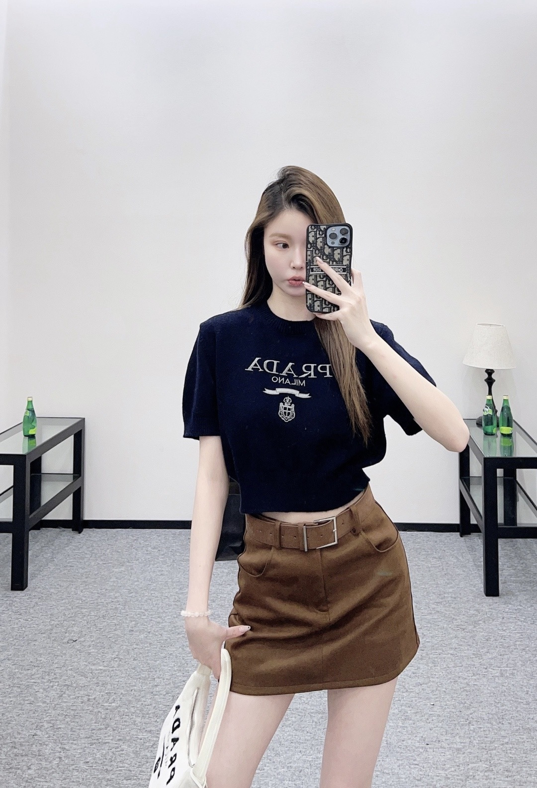 NO:683782,,,19860909,,,Women's clothing