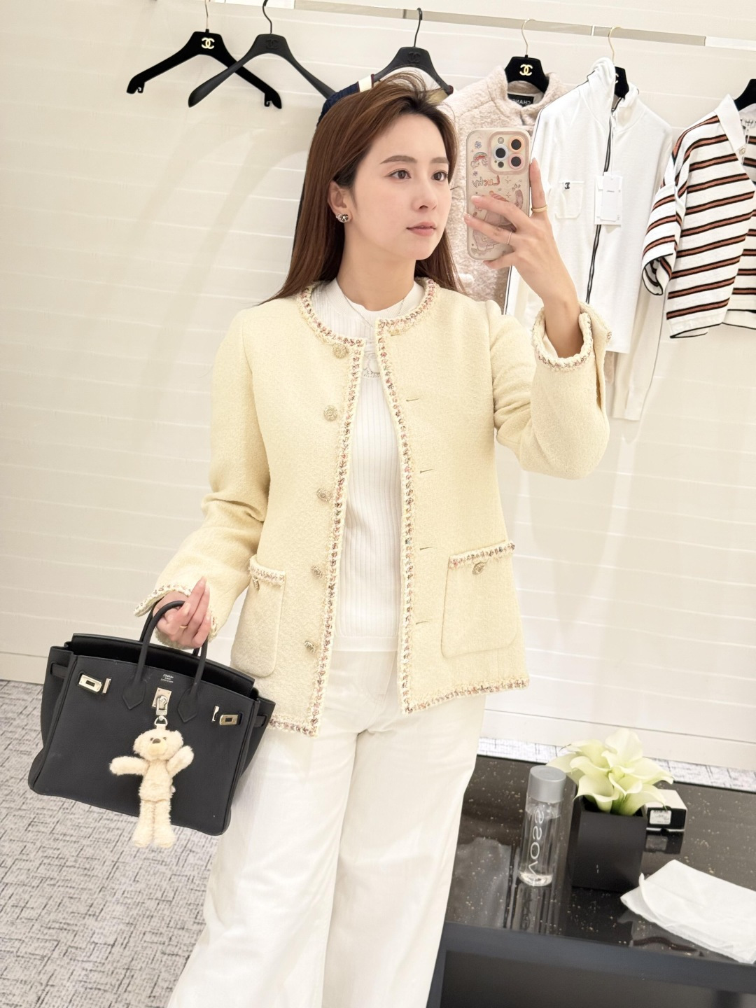 NO:684664,,,19860909,,,Women's clothing