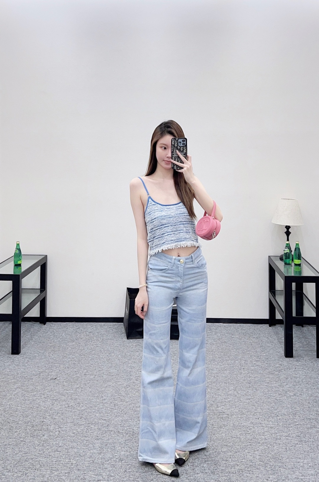 NO:686150,,,19860909,,,Women's clothing