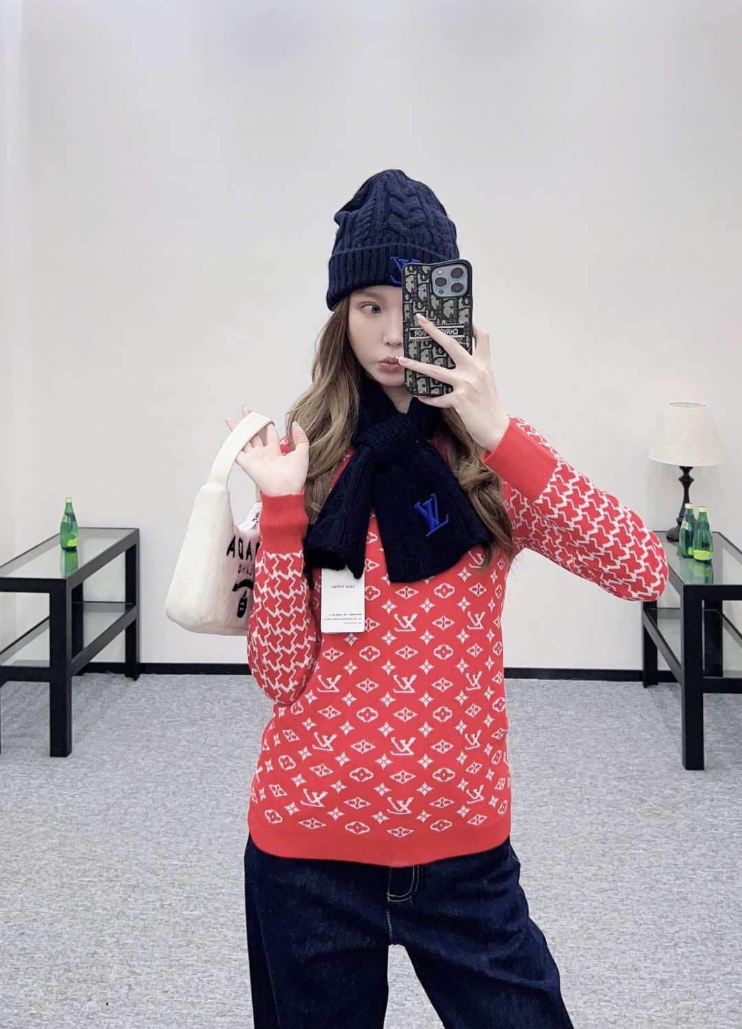 NO:686193,,,19860909,,,Women's clothing