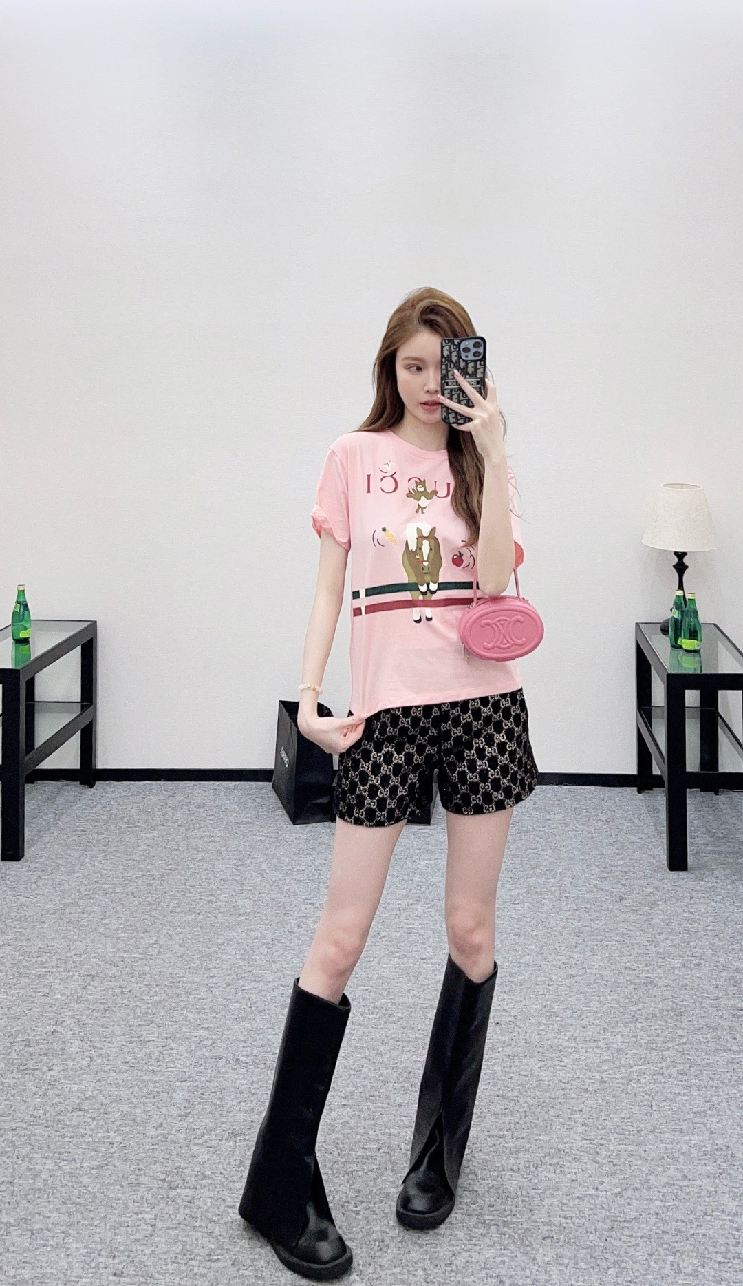 NO:686184,,,19860909,,,Women's clothing