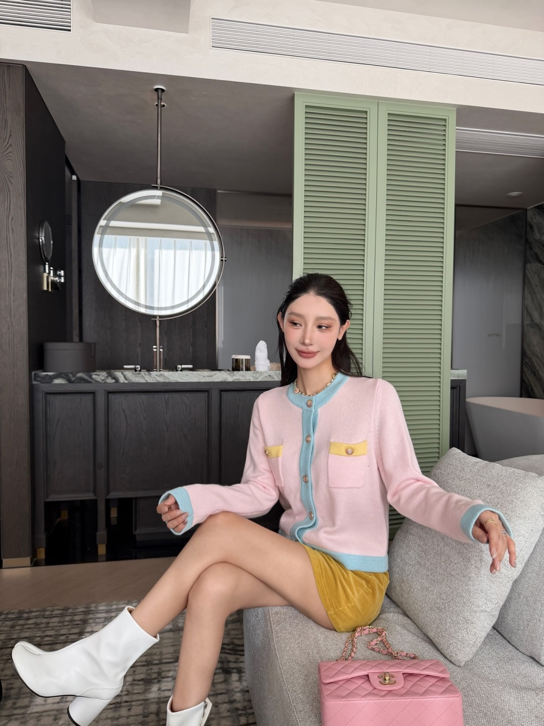 NO:686122,,,19860909,,,Women's clothing