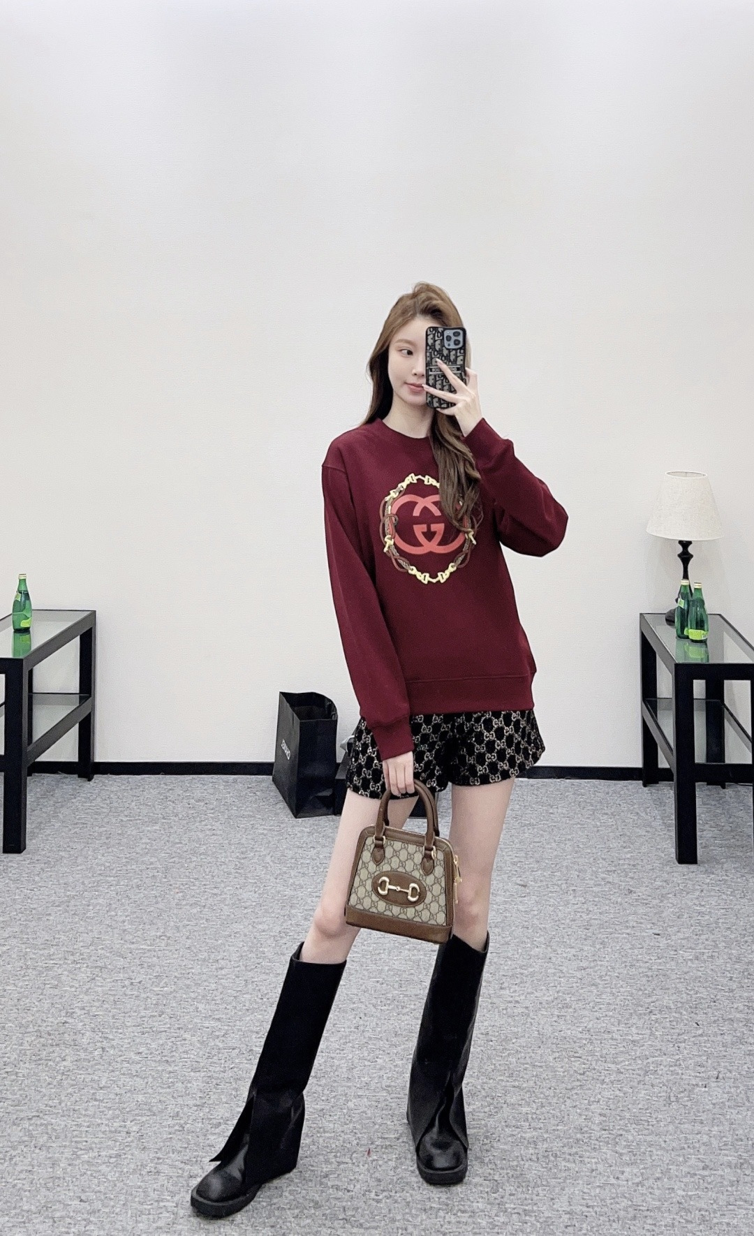 NO:686819,,,19860909,,,Women's clothing