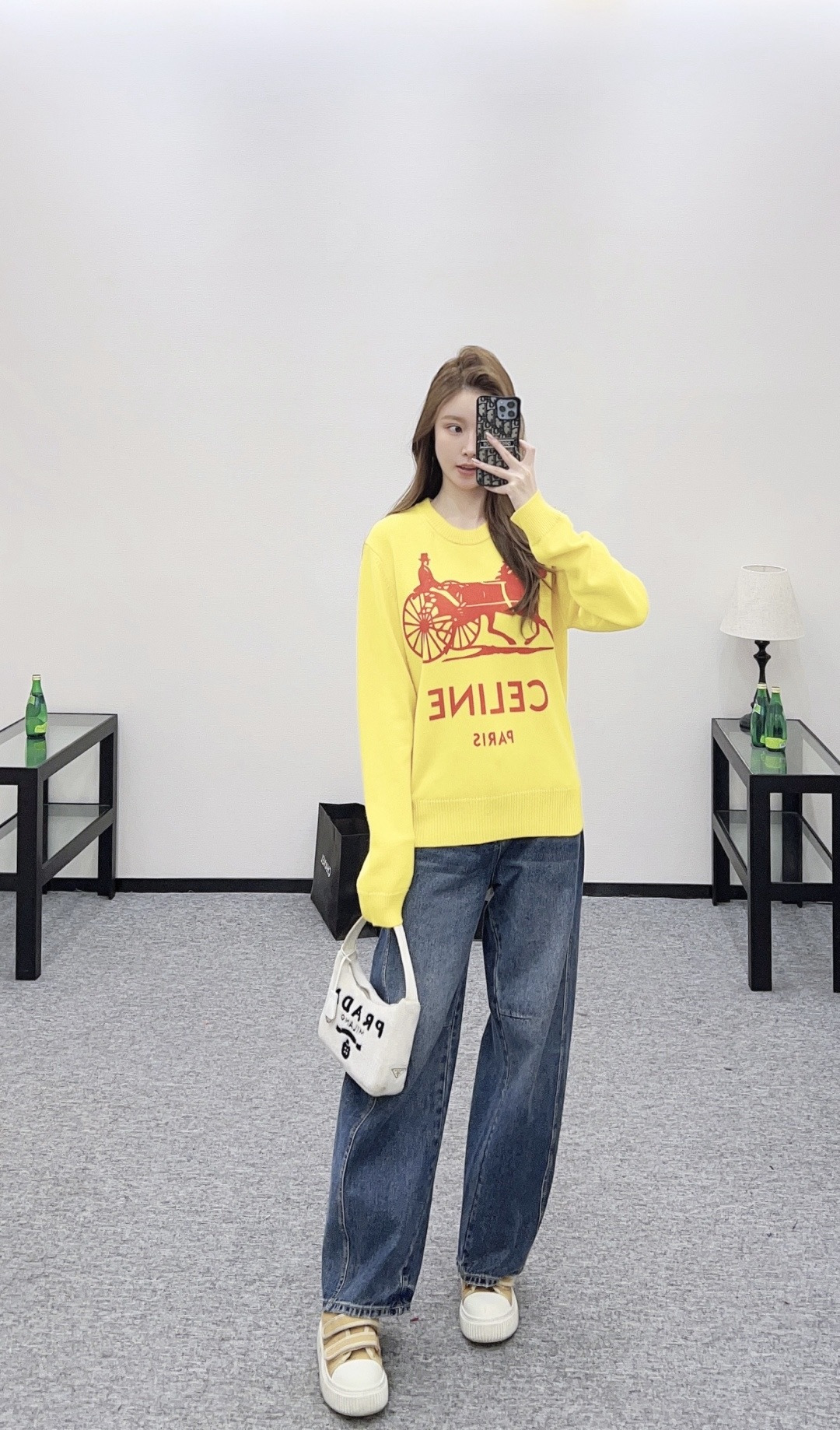 NO:687099,,,19860909,,,Women's clothing