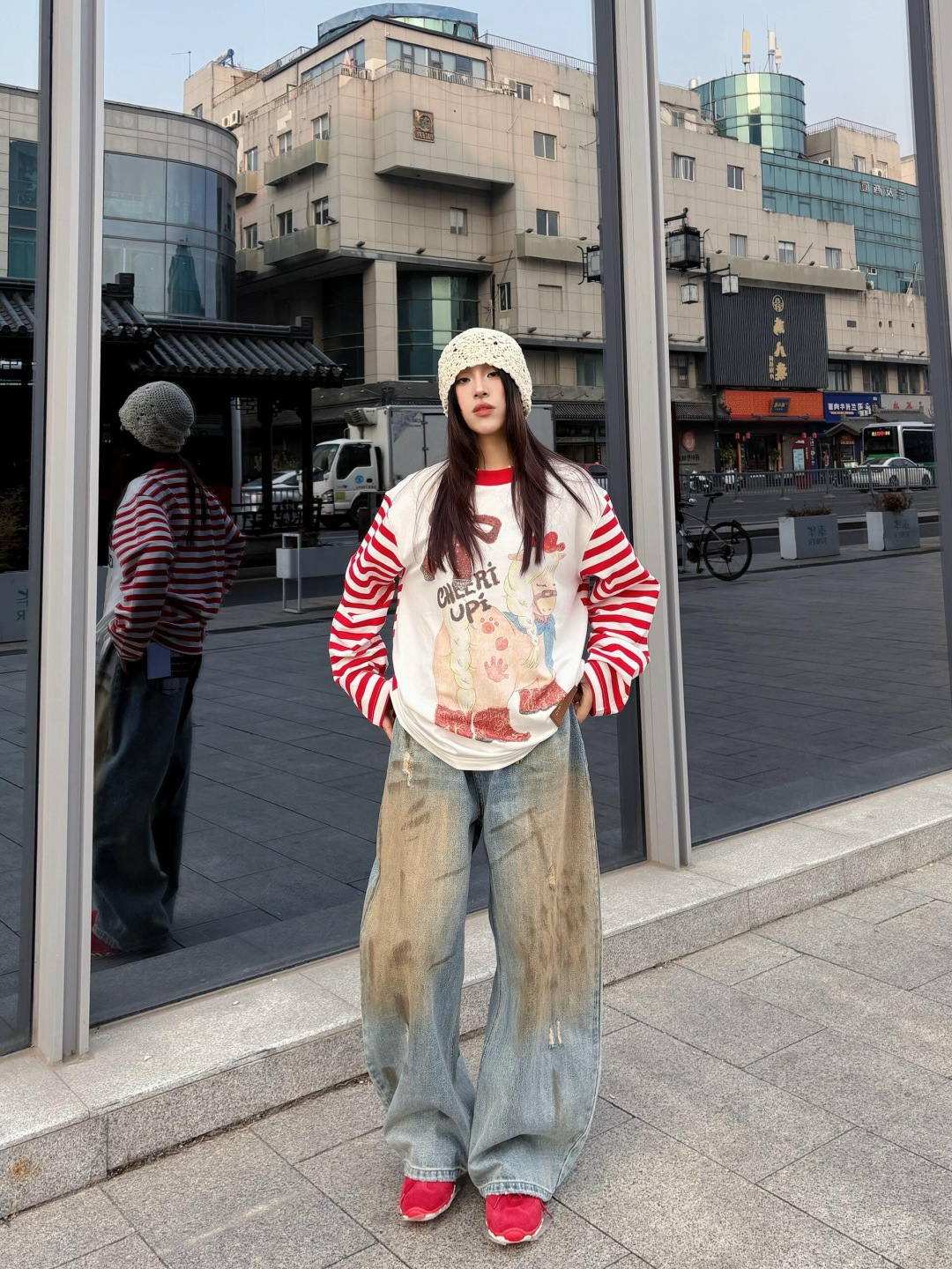 NO:695410,,,19860909,,,Women's clothing