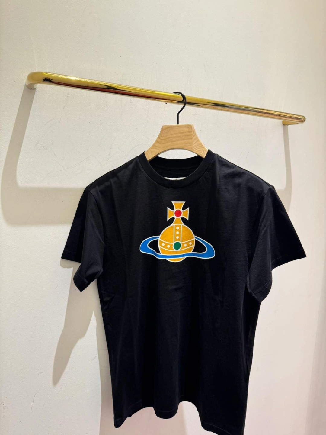Vivienne Westwood Women Vivienne Westwood logo T， + + ， ， ， ， ， or OK， ， ， ！ SML 2524130 — photo 6