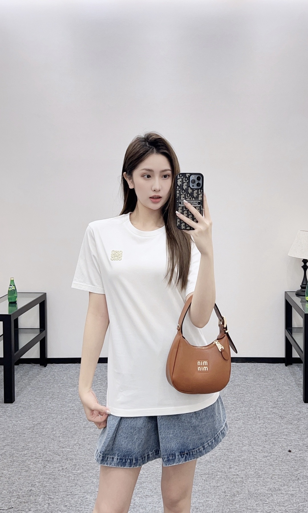 NO:697068,,,19860909,,,Women's clothing