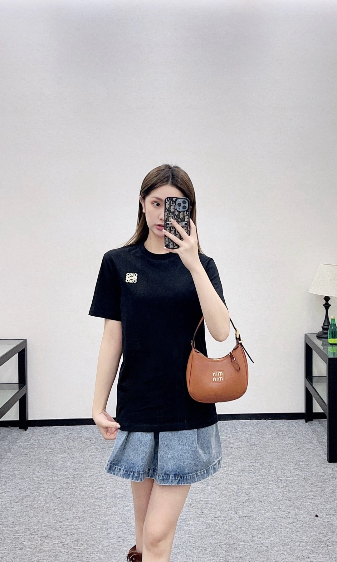 NO:697064,,,19860909,,,Women's clothing