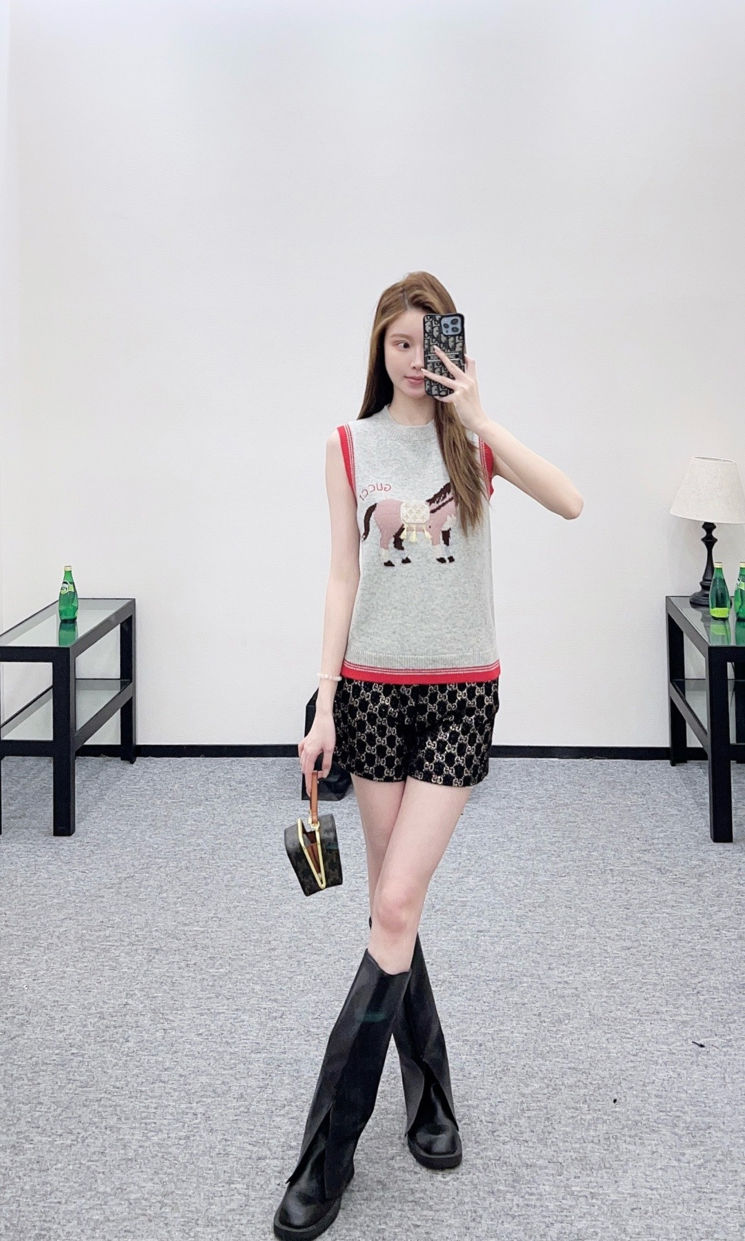 NO:697478,,,19860909,,,Women's clothing