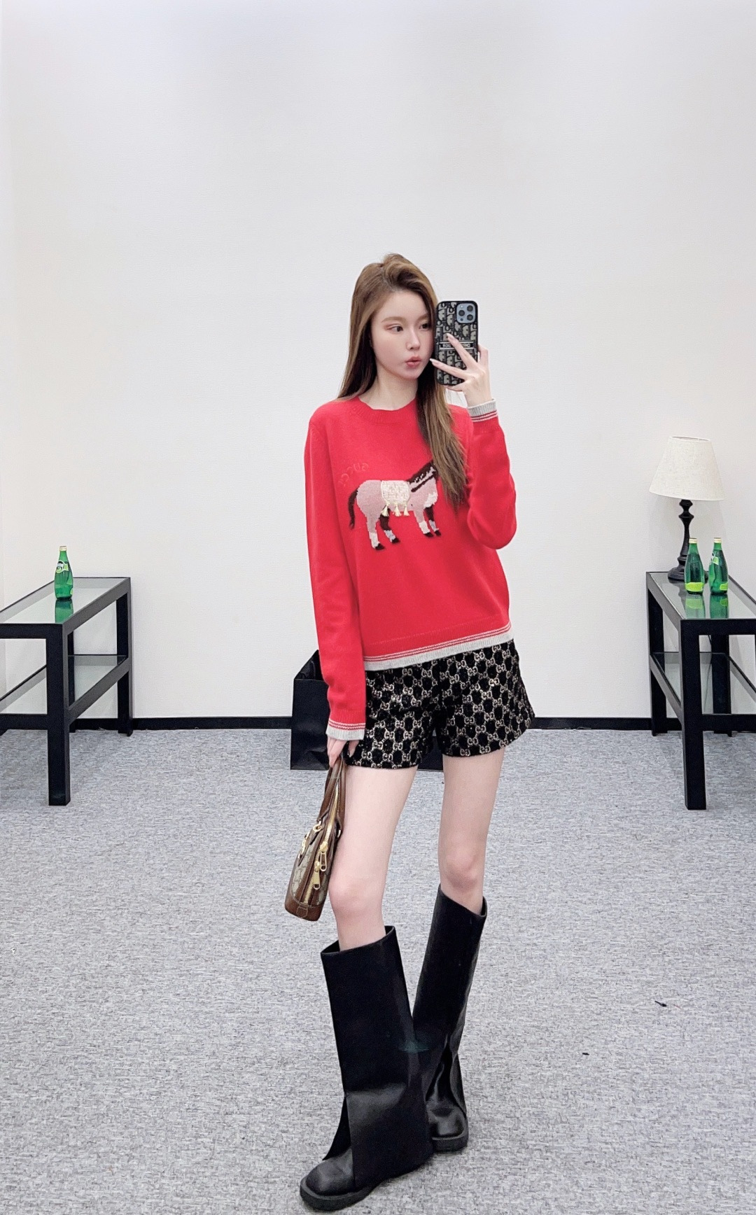 NO:707908,,,19860909,,,Women's clothing