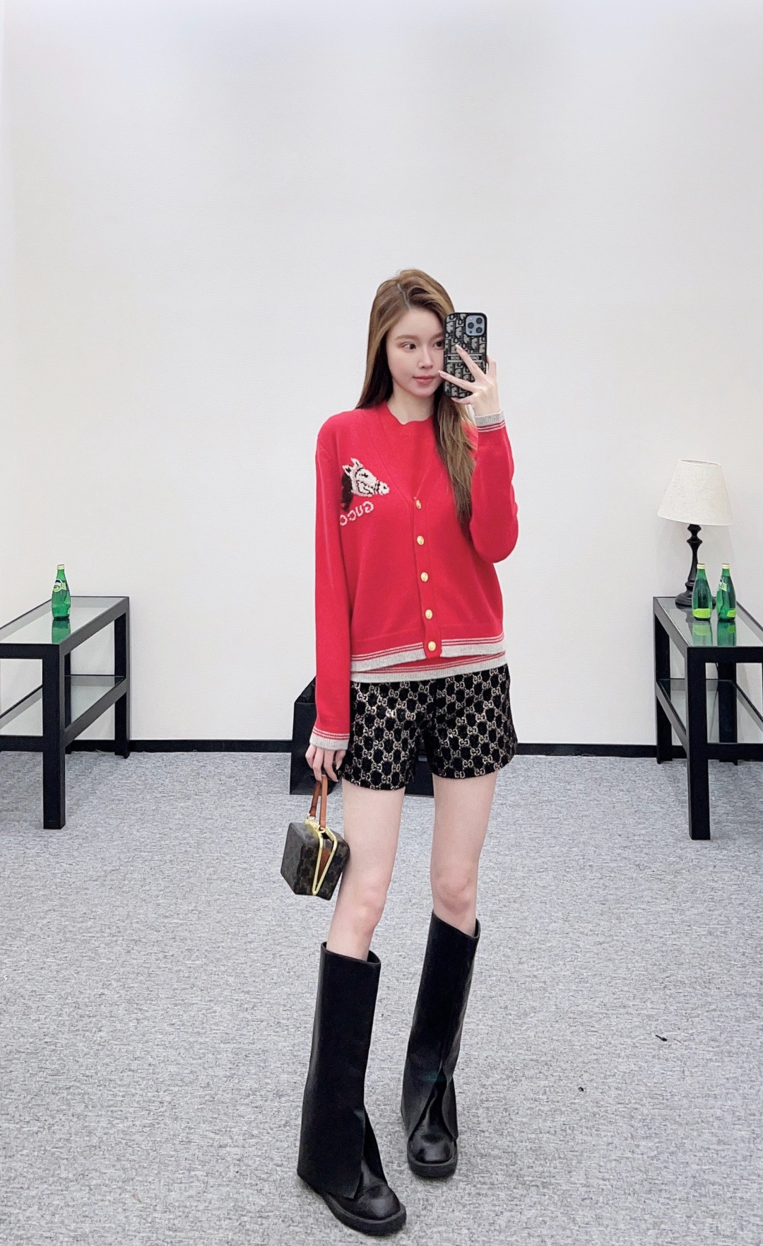 NO:707893,,,19860909,,,Women's clothing