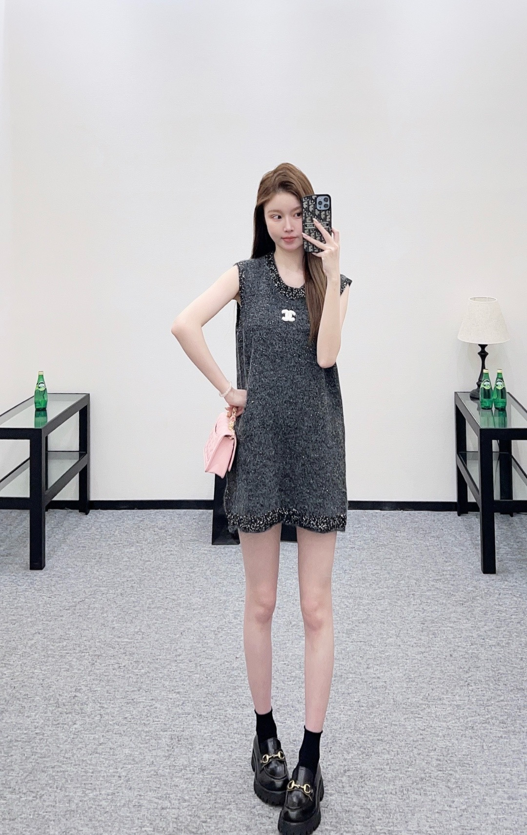 NO:707980,,,19860909,,,Women's clothing